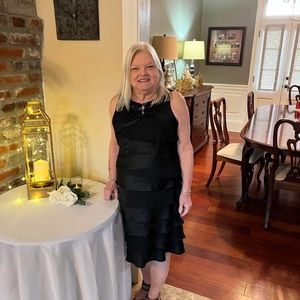 Meet your Posher, Nancy